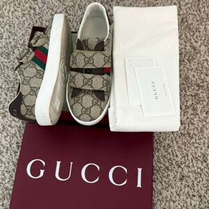 Gucci Kids Sneakers - Brown with Green Stripes